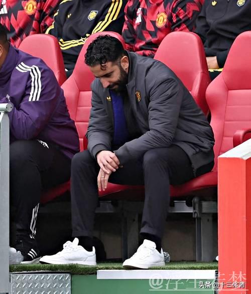 曼联英超排名告急，阿莫林预测今夏可能大调整